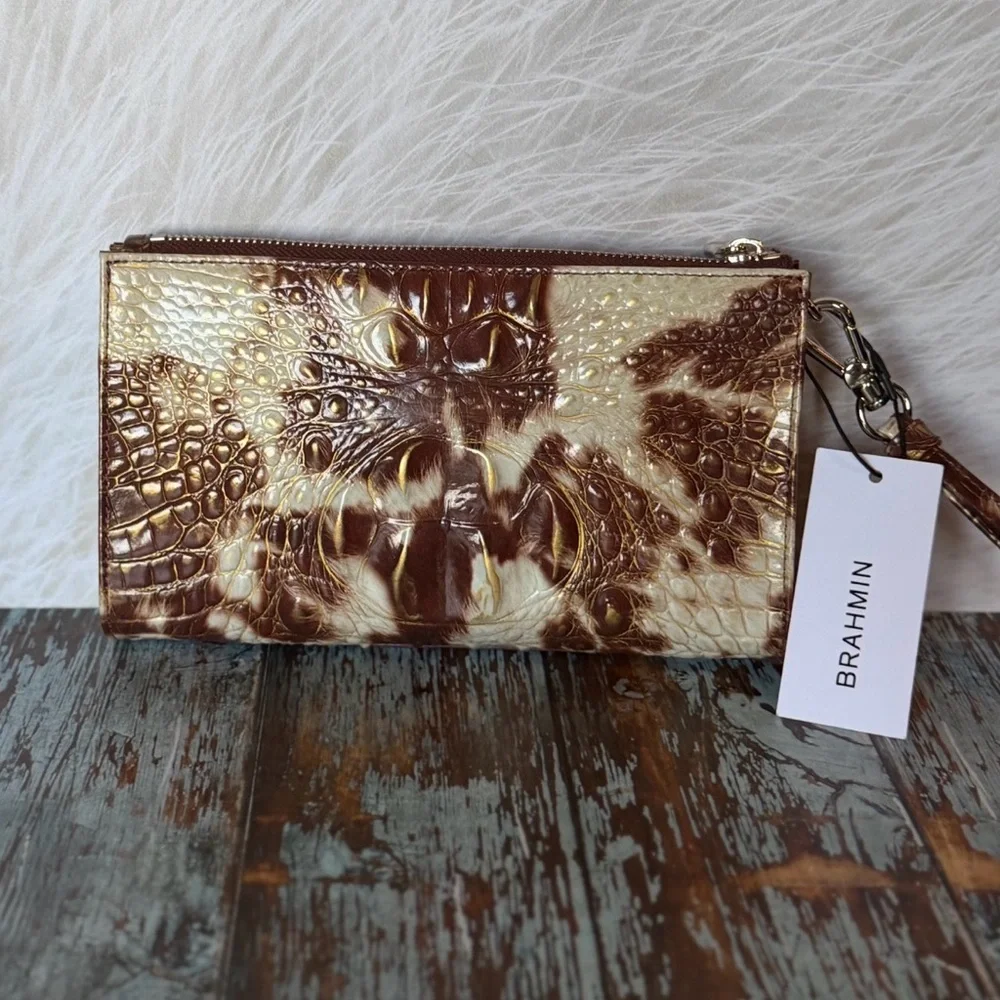 Brahmin Daisy Wristlet Melbourne Summer Rodeo NWT Price firm! - Picture 6 of 10